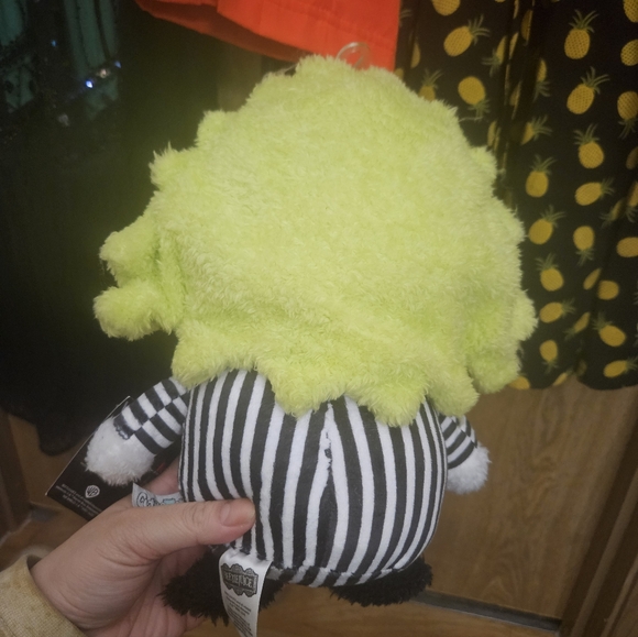 Kids Preferred Beetlejuice Plush Toy, Cuddle Plums Style — 2024 Warner Bros. - Picture 2 of 4